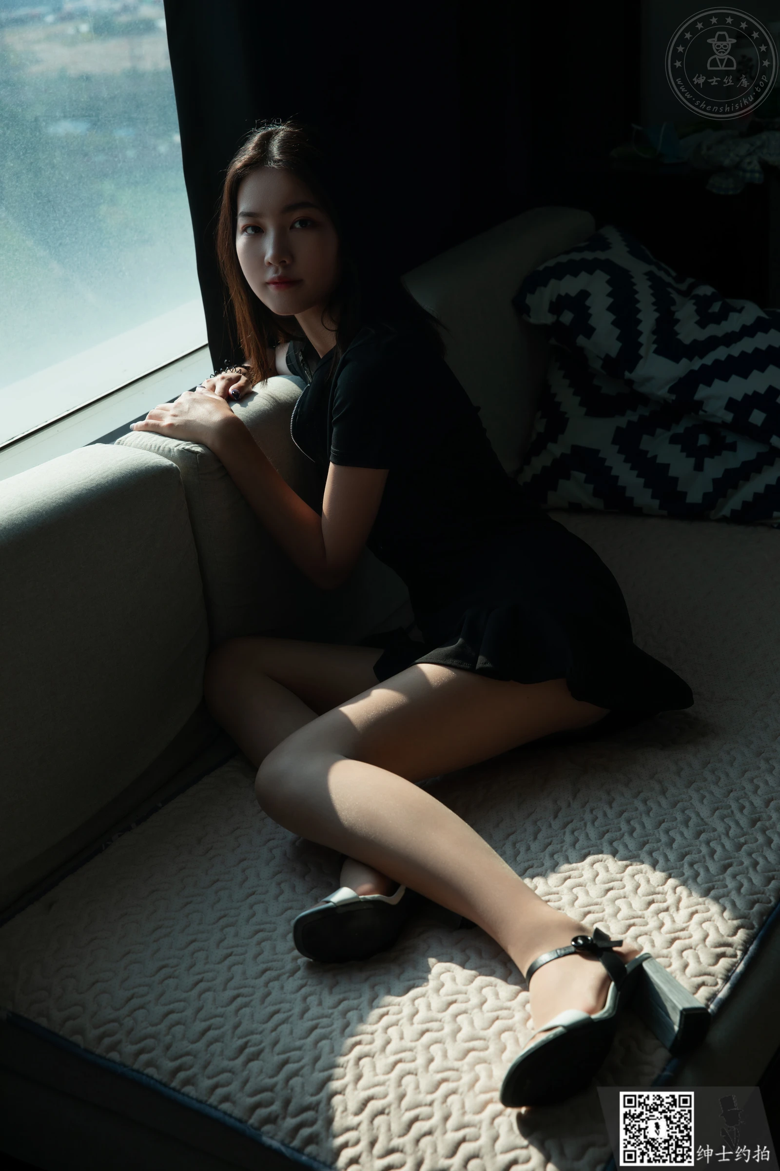 [绅士摄影] 2020.11.30 李欣[44P-148.2M]
