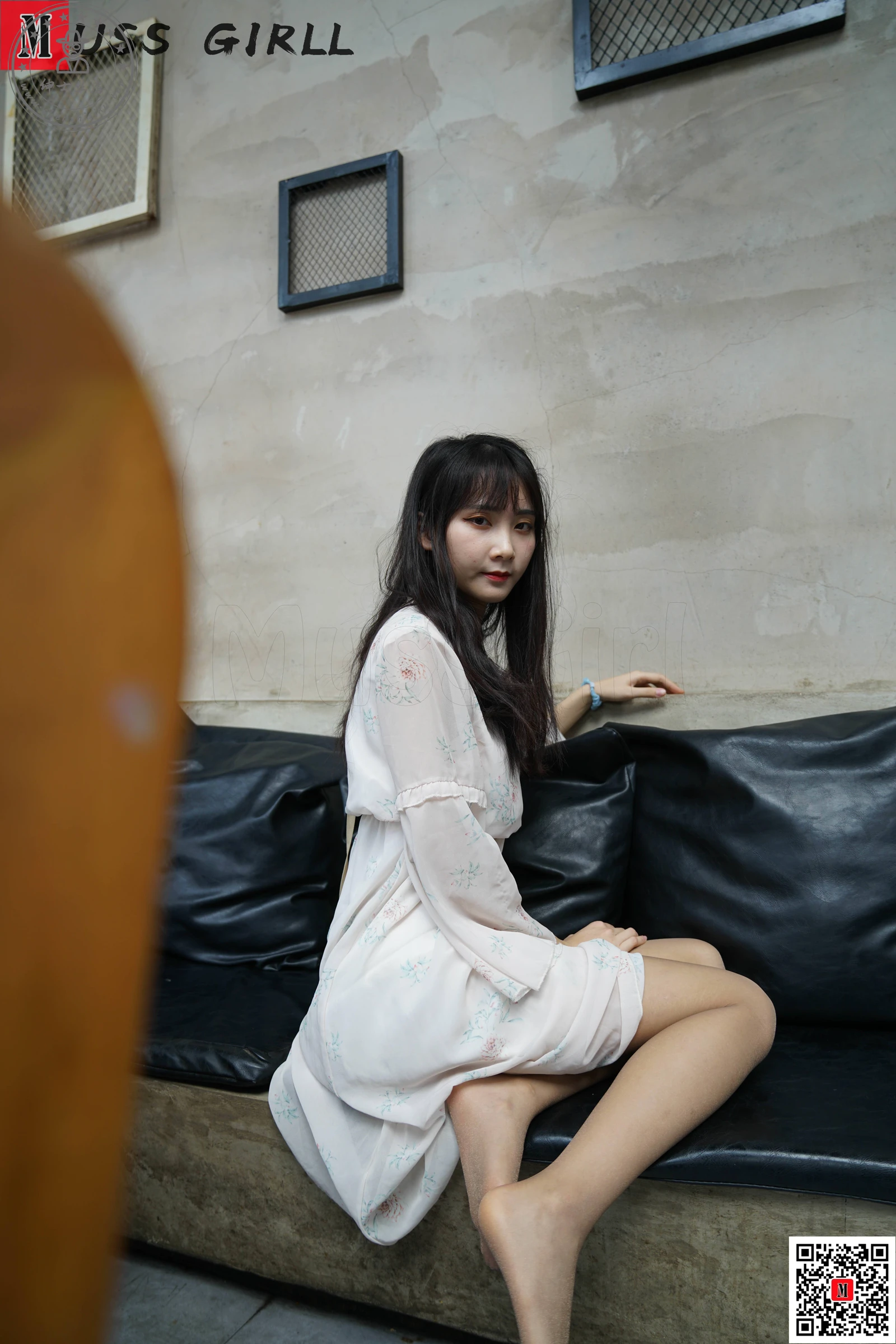 [MussGirl慕丝女郎] NO.196 白色连衣裙肉丝 [69P／90M]